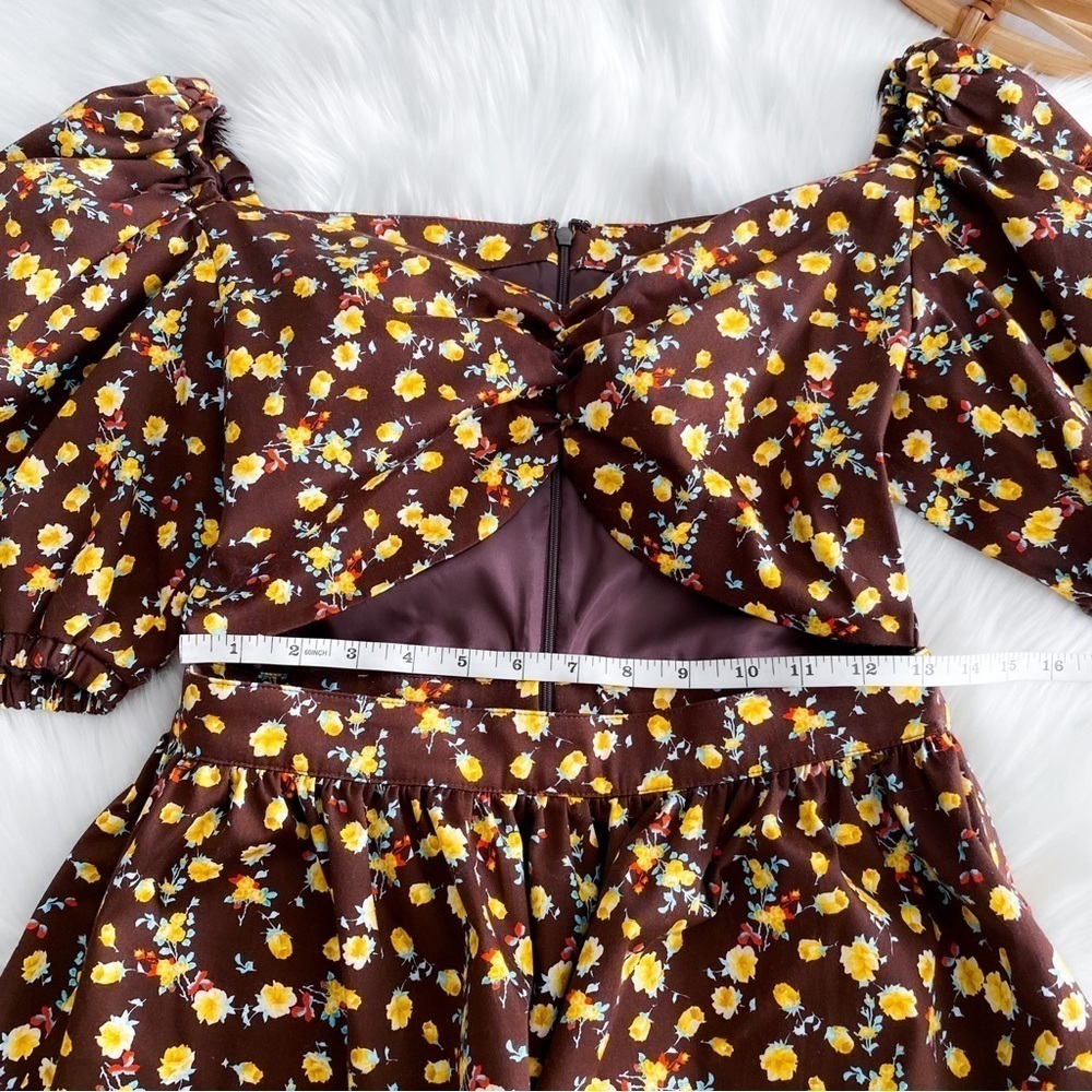 NWOT Autumn Adeigbo Bridgette Puff Sleeve Cut-Out Top Brown Yellow Floral - Picture 13 of 16